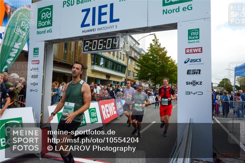 20.09.2026 - PSD Bank Halbmarathon LAZAROV Photography http://msf.ph/oto/10554204 20.09.2026 12:06:03 Ziel 1252, 1300, 1487, 1834, 1916, 2468, 2580, 2692, 2816, 2852, 2979, 2991, 3402, 3617, 3656, 4166, 4359, 4629 meine-sportfotos.de