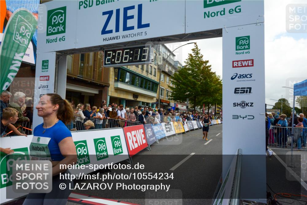 20.09.2026 - PSD Bank Halbmarathon LAZAROV Photography http://msf.ph/oto/10554234 20.09.2026 12:06:12 Ziel 1252, 1300, 1916, 1940, 2852, 3656, 4629, 4786 meine-sportfotos.de