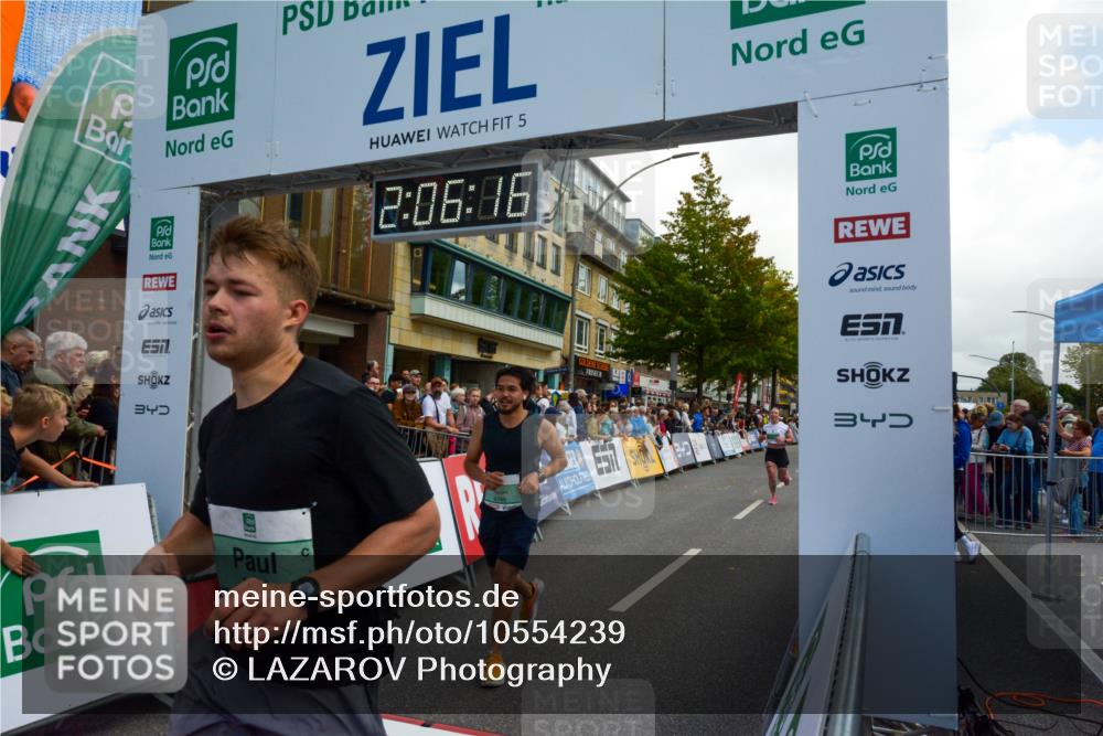 20.09.2026 - PSD Bank Halbmarathon LAZAROV Photography http://msf.ph/oto/10554239 20.09.2026 12:06:16 Ziel 1252, 1300, 1916, 1940, 2852, 4629, 4647, 4786 meine-sportfotos.de