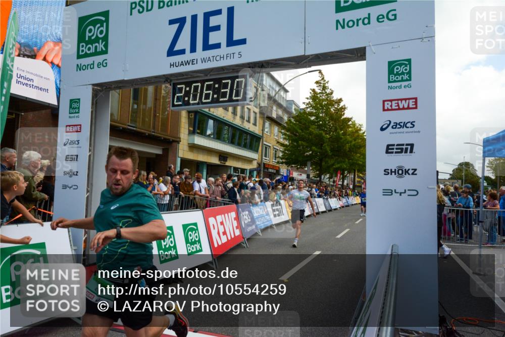 20.09.2026 - PSD Bank Halbmarathon LAZAROV Photography http://msf.ph/oto/10554259 20.09.2026 12:06:30 Ziel 2024, 2684, 2715, 2874, 4266, 4379, 4647, 4676, 4717 meine-sportfotos.de