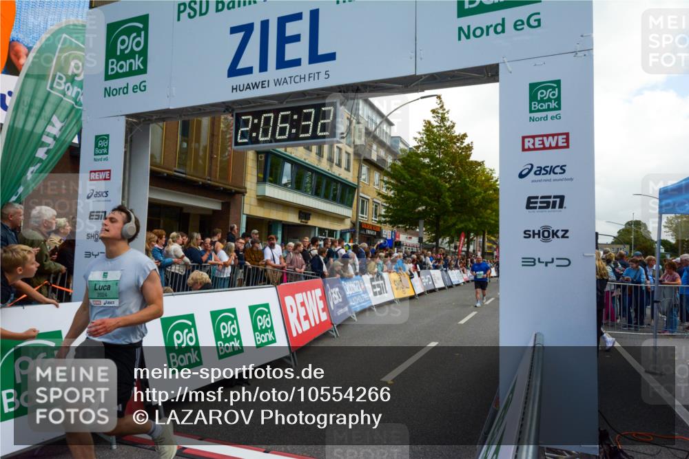 20.09.2026 - PSD Bank Halbmarathon LAZAROV Photography http://msf.ph/oto/10554266 20.09.2026 12:06:32 Ziel 1695, 2024, 2684, 2715, 2874, 3450, 4266, 4379, 4647, 4676, 4695, 4717 meine-sportfotos.de