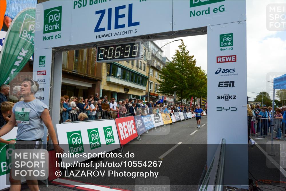 20.09.2026 - PSD Bank Halbmarathon LAZAROV Photography http://msf.ph/oto/10554267 20.09.2026 12:06:32 Ziel 1695, 2024, 2684, 2715, 2874, 3450, 4266, 4379, 4647, 4676, 4695, 4717 meine-sportfotos.de