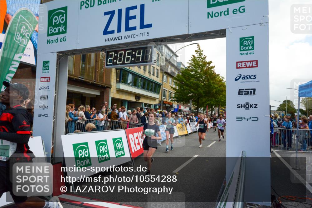 20.09.2026 - PSD Bank Halbmarathon LAZAROV Photography http://msf.ph/oto/10554288 20.09.2026 12:06:40 Ziel 1390, 1695, 2684, 2715, 2874, 3450, 4004, 4266, 4379, 4676, 4695, 4748, 4775 meine-sportfotos.de