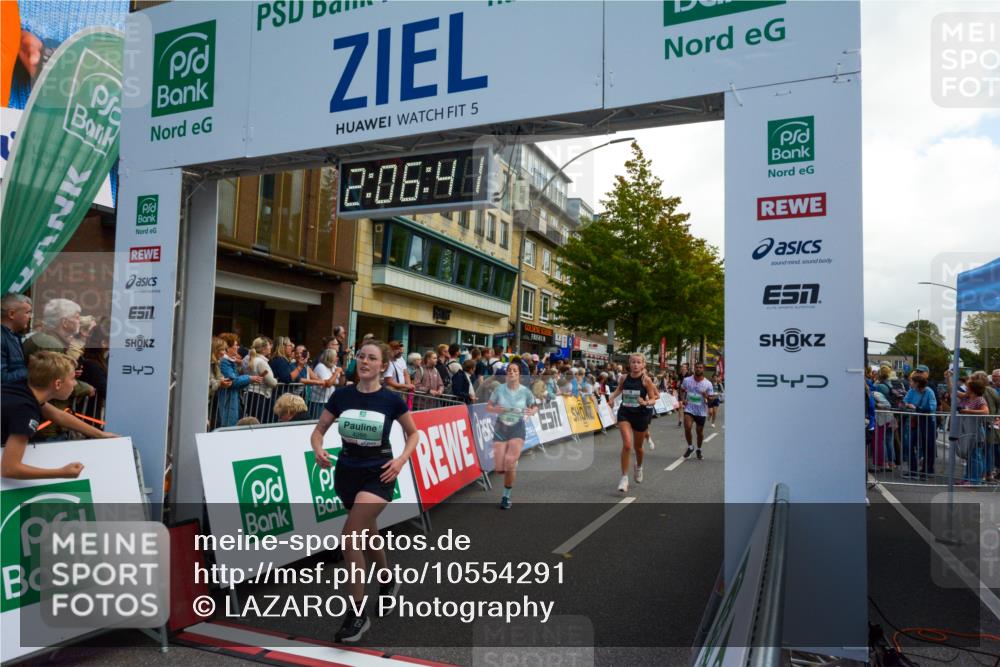 20.09.2026 - PSD Bank Halbmarathon LAZAROV Photography http://msf.ph/oto/10554291 20.09.2026 12:06:40 Ziel 1390, 1695, 2684, 2715, 2874, 3450, 4004, 4266, 4379, 4676, 4695, 4748, 4775 meine-sportfotos.de