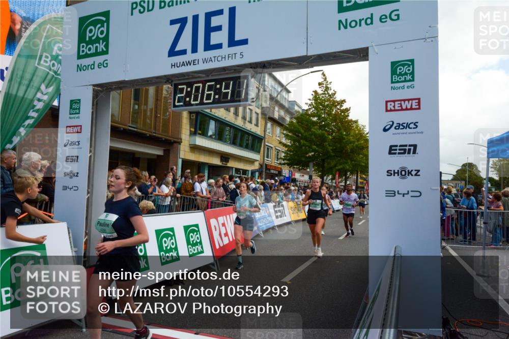 20.09.2026 - PSD Bank Halbmarathon LAZAROV Photography http://msf.ph/oto/10554293 20.09.2026 12:06:41 Ziel 1390, 1695, 2684, 2715, 2874, 3450, 4004, 4266, 4379, 4676, 4695, 4748, 4775 meine-sportfotos.de