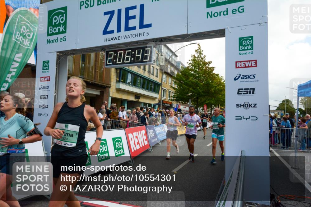 20.09.2026 - PSD Bank Halbmarathon LAZAROV Photography http://msf.ph/oto/10554301 20.09.2026 12:06:42 Ziel 1390, 1695, 2684, 2715, 2874, 3450, 4004, 4266, 4379, 4695, 4748, 4775 meine-sportfotos.de