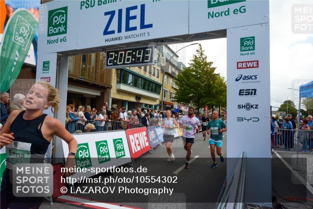 20.09.2026 - PSD Bank Halbmarathon LAZAROV Photography http://msf.ph/oto/10554302 20.09.2026 12:06:43 Ziel 1177, 1390, 1695, 2715, 2874, 3450, 4004, 4266, 4379, 4695, 4748, 4775 meine-sportfotos.de