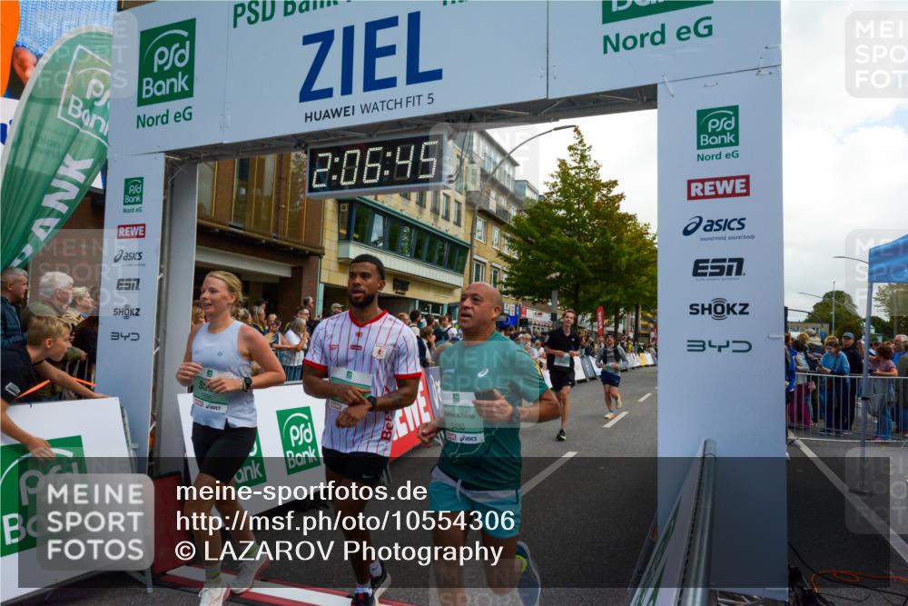 20.09.2026 - PSD Bank Halbmarathon LAZAROV Photography http://msf.ph/oto/10554306 20.09.2026 12:06:44 Ziel 1177, 1390, 1695, 2715, 2874, 3450, 4004, 4266, 4379, 4691, 4695, 4748, 4775 meine-sportfotos.de