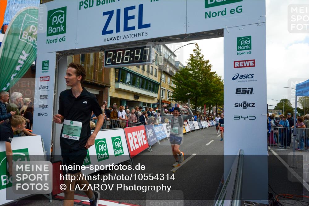 20.09.2026 - PSD Bank Halbmarathon LAZAROV Photography http://msf.ph/oto/10554314 20.09.2026 12:06:46 Ziel 1177, 1390, 1695, 2715, 2874, 3450, 4004, 4266, 4379, 4691, 4695, 4748, 4775 meine-sportfotos.de