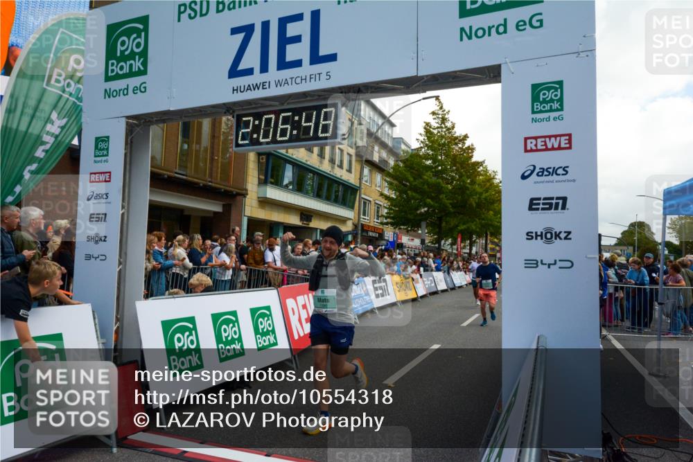 20.09.2026 - PSD Bank Halbmarathon LAZAROV Photography http://msf.ph/oto/10554318 20.09.2026 12:06:47 Ziel 1177, 1390, 1695, 2874, 3450, 4004, 4007, 4266, 4379, 4691, 4695, 4748, 4775 meine-sportfotos.de