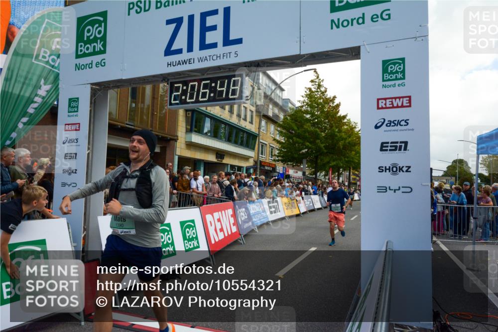 20.09.2026 - PSD Bank Halbmarathon LAZAROV Photography http://msf.ph/oto/10554321 20.09.2026 12:06:48 Ziel 1177, 1390, 1695, 2874, 3450, 4004, 4007, 4379, 4691, 4695, 4748, 4775 meine-sportfotos.de