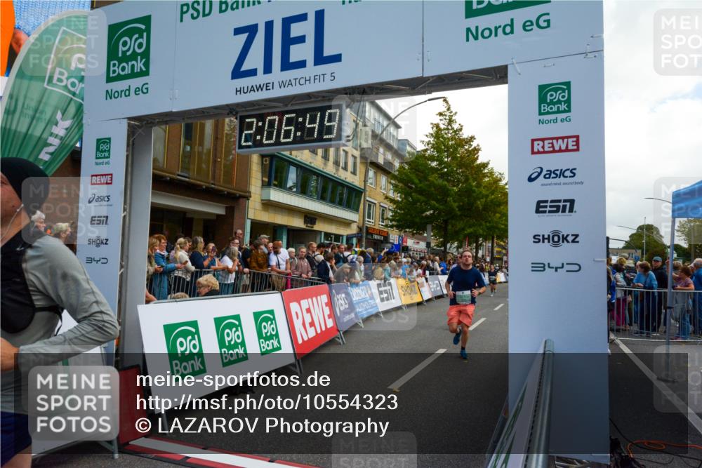 20.09.2026 - PSD Bank Halbmarathon LAZAROV Photography http://msf.ph/oto/10554323 20.09.2026 12:06:48 Ziel 1177, 1390, 1695, 2874, 3450, 4004, 4007, 4379, 4691, 4695, 4748, 4775 meine-sportfotos.de