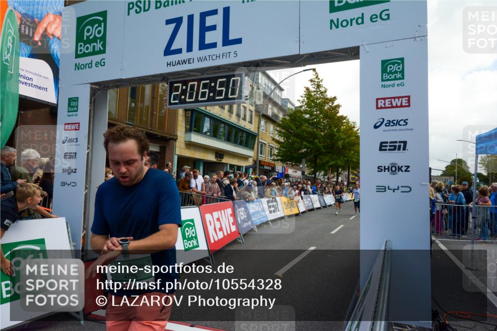 20.09.2026 - PSD Bank Halbmarathon LAZAROV Photography http://msf.ph/oto/10554328 20.09.2026 12:06:50 Ziel 1177, 1264, 1390, 1695, 3450, 4004, 4007, 4691, 4695, 4748, 4775 meine-sportfotos.de