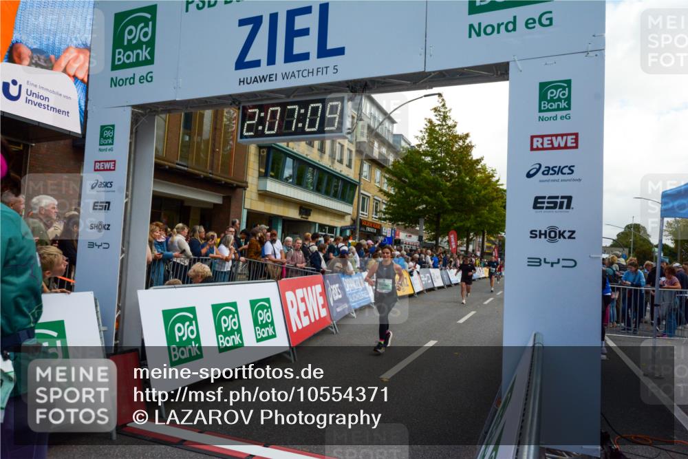 20.09.2026 - PSD Bank Halbmarathon LAZAROV Photography http://msf.ph/oto/10554371 20.09.2026 12:07:08 Ziel 1368, 1381, 2219, 3033, 3373, 3648, 4124, 4637 meine-sportfotos.de