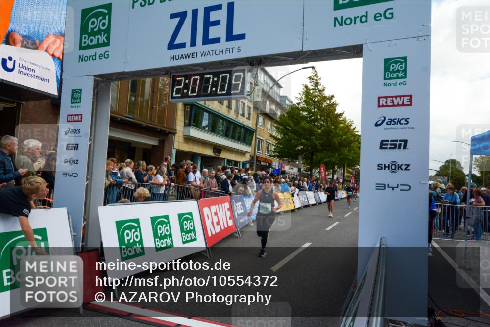 20.09.2026 - PSD Bank Halbmarathon LAZAROV Photography http://msf.ph/oto/10554372 20.09.2026 12:07:08 Ziel 1368, 1381, 2219, 3033, 3373, 3648, 4124, 4637 meine-sportfotos.de