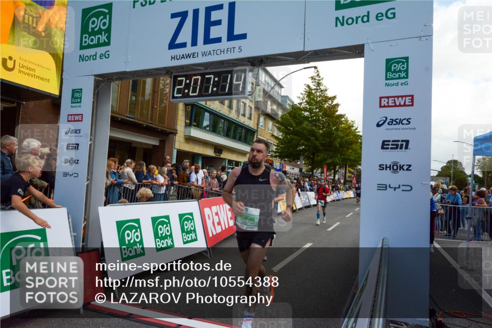 20.09.2026 - PSD Bank Halbmarathon LAZAROV Photography http://msf.ph/oto/10554388 20.09.2026 12:07:14 Ziel 1368, 1381, 1415, 3373, 3493, 3648, 4124, 4637 meine-sportfotos.de