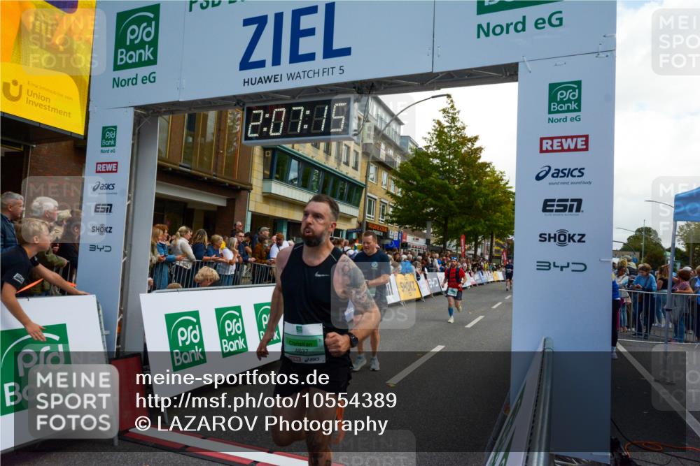 20.09.2026 - PSD Bank Halbmarathon LAZAROV Photography http://msf.ph/oto/10554389 20.09.2026 12:07:14 Ziel 1368, 1381, 1415, 3373, 3493, 3648, 4124, 4637 meine-sportfotos.de