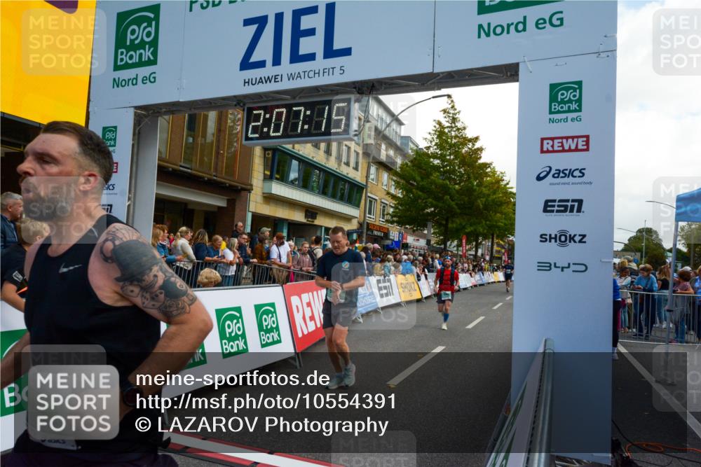 20.09.2026 - PSD Bank Halbmarathon LAZAROV Photography http://msf.ph/oto/10554391 20.09.2026 12:07:14 Ziel 1368, 1381, 1415, 3373, 3493, 3648, 4124, 4637 meine-sportfotos.de