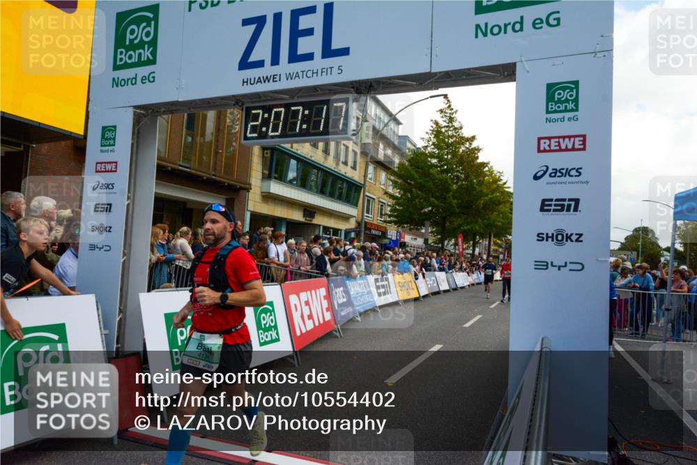 20.09.2026 - PSD Bank Halbmarathon LAZAROV Photography http://msf.ph/oto/10554402 20.09.2026 12:07:17 Ziel 1089, 1368, 1415, 2190, 3493, 3648, 4124, 4637 meine-sportfotos.de