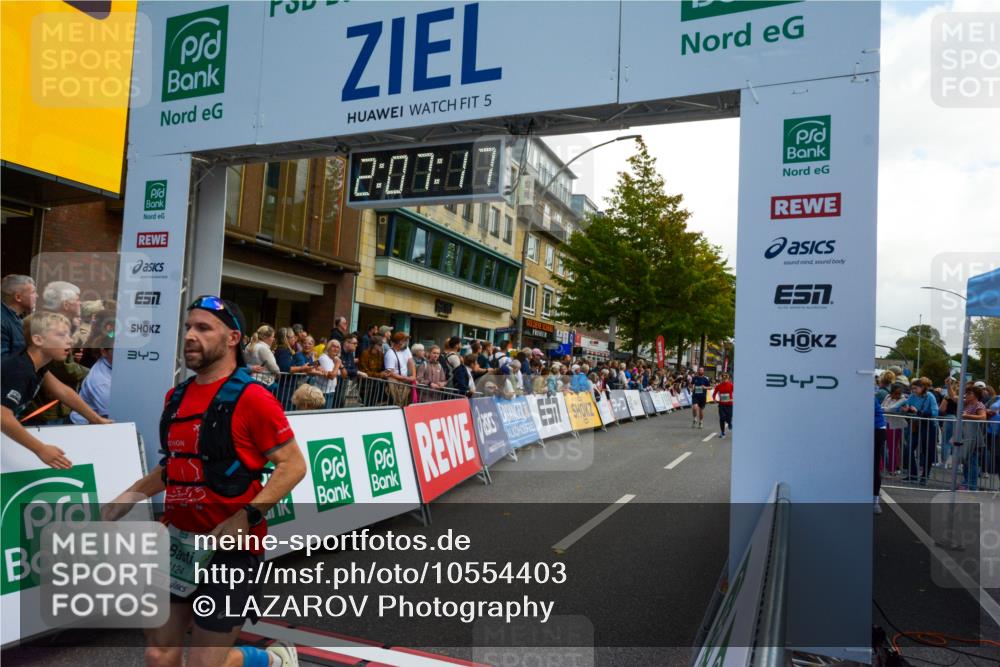 20.09.2026 - PSD Bank Halbmarathon LAZAROV Photography http://msf.ph/oto/10554403 20.09.2026 12:07:17 Ziel 1089, 1368, 1415, 2190, 3493, 3648, 4124, 4637 meine-sportfotos.de