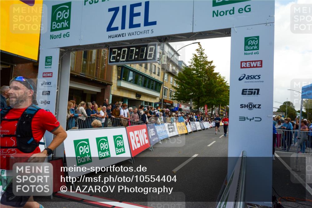 20.09.2026 - PSD Bank Halbmarathon LAZAROV Photography http://msf.ph/oto/10554404 20.09.2026 12:07:17 Ziel 1089, 1368, 1415, 2190, 3493, 3648, 4124, 4637 meine-sportfotos.de