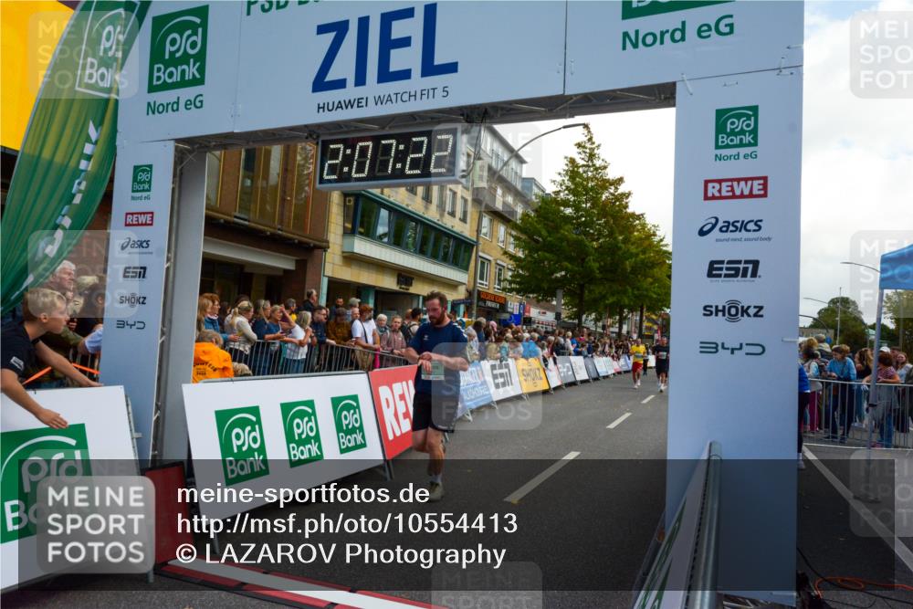 20.09.2026 - PSD Bank Halbmarathon LAZAROV Photography http://msf.ph/oto/10554413 20.09.2026 12:07:22 Ziel 1089, 1376, 1415, 1875, 2190, 2559, 3352, 3493, 3667, 4124 meine-sportfotos.de