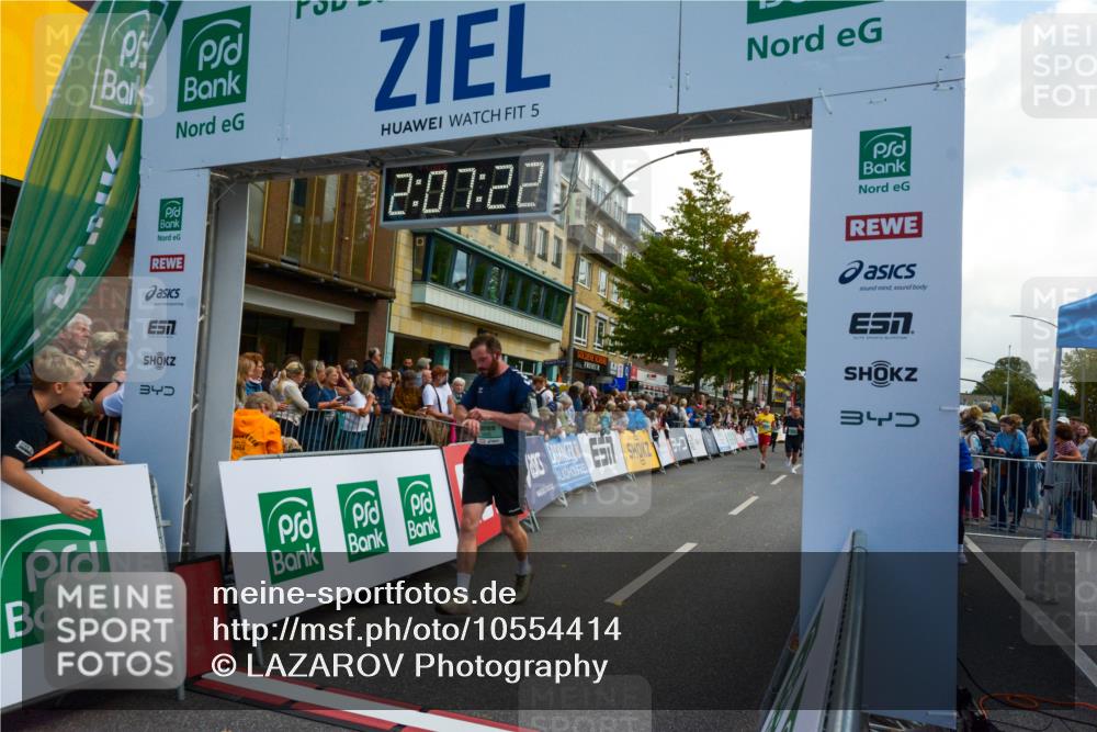 20.09.2026 - PSD Bank Halbmarathon LAZAROV Photography http://msf.ph/oto/10554414 20.09.2026 12:07:22 Ziel 1089, 1376, 1415, 1875, 2190, 2559, 3352, 3493, 3667, 4124 meine-sportfotos.de