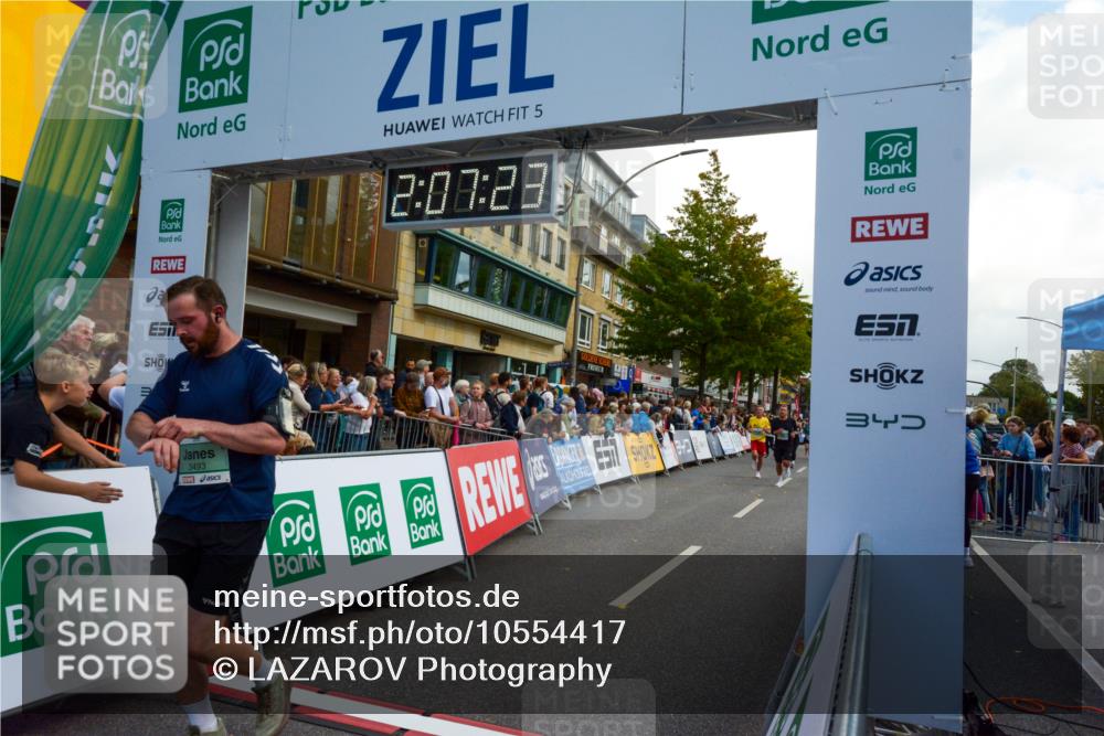 20.09.2026 - PSD Bank Halbmarathon LAZAROV Photography http://msf.ph/oto/10554417 20.09.2026 12:07:23 Ziel 1089, 1376, 1415, 1875, 2190, 2559, 2796, 3352, 3493, 3667, 4124 meine-sportfotos.de