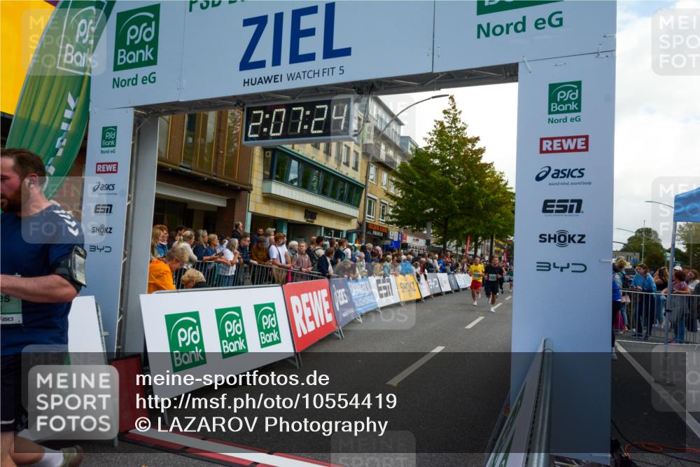 20.09.2026 - PSD Bank Halbmarathon LAZAROV Photography http://msf.ph/oto/10554419 20.09.2026 12:07:23 Ziel 1089, 1376, 1415, 1875, 2190, 2559, 2796, 3352, 3493, 3667, 4124 meine-sportfotos.de