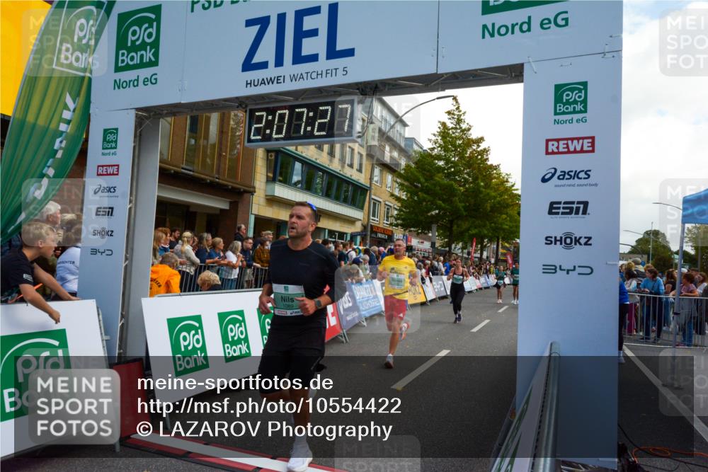 20.09.2026 - PSD Bank Halbmarathon LAZAROV Photography http://msf.ph/oto/10554422 20.09.2026 12:07:27 Ziel 1089, 1376, 1415, 1875, 2190, 2559, 2796, 3352, 3493, 3667, 4424 meine-sportfotos.de