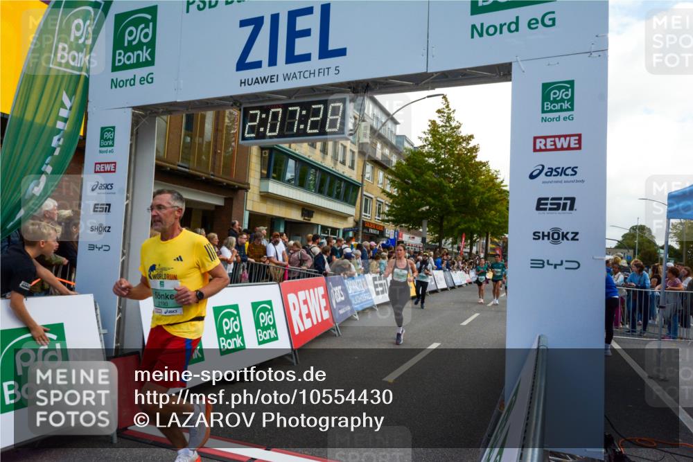 20.09.2026 - PSD Bank Halbmarathon LAZAROV Photography http://msf.ph/oto/10554430 20.09.2026 12:07:28 Ziel 1089, 1376, 1875, 2190, 2559, 2796, 3352, 3493, 3667, 4424 meine-sportfotos.de