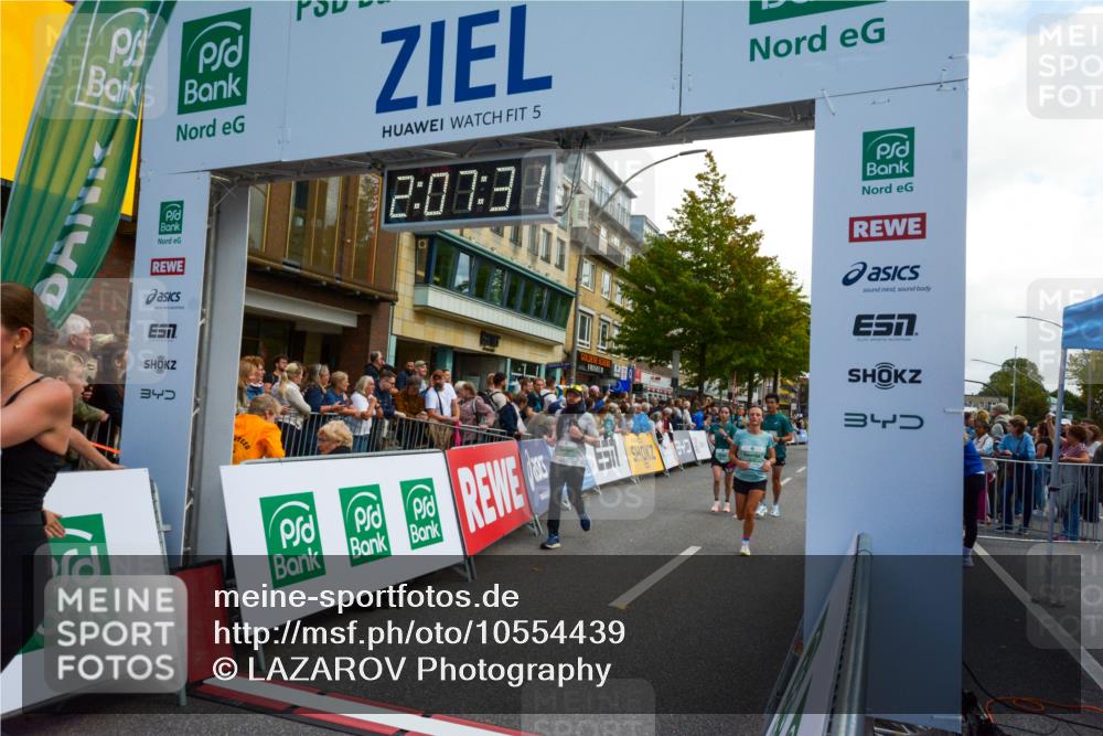 20.09.2026 - PSD Bank Halbmarathon LAZAROV Photography http://msf.ph/oto/10554439 20.09.2026 12:07:30 Ziel 1089, 1376, 1522, 1875, 2190, 2559, 2796, 3352, 3667, 4424 meine-sportfotos.de