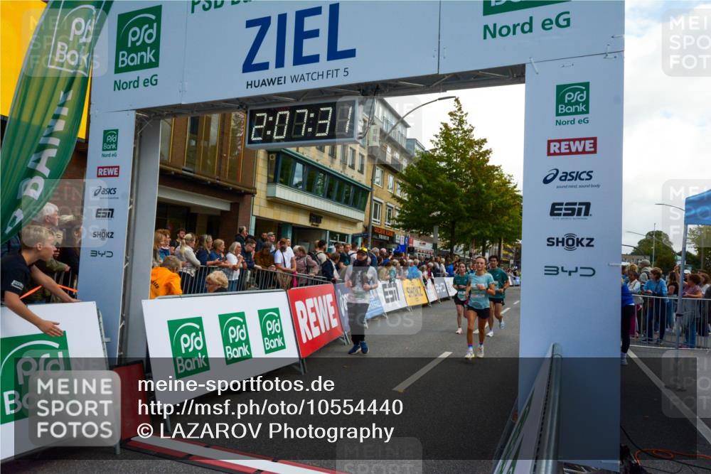 20.09.2026 - PSD Bank Halbmarathon LAZAROV Photography http://msf.ph/oto/10554440 20.09.2026 12:07:30 Ziel 1089, 1376, 1522, 1875, 2190, 2559, 2796, 3352, 3667, 4424 meine-sportfotos.de