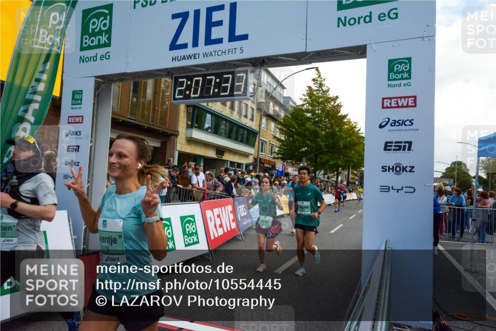 20.09.2026 - PSD Bank Halbmarathon LAZAROV Photography http://msf.ph/oto/10554445 20.09.2026 12:07:32 Ziel 1089, 1376, 1522, 1622, 1875, 2190, 2559, 2652, 2796, 3352, 3667, 4424 meine-sportfotos.de