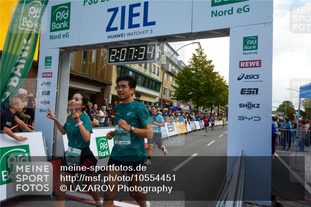 20.09.2026 - PSD Bank Halbmarathon LAZAROV Photography http://msf.ph/oto/10554451 20.09.2026 12:07:34 Ziel 1376, 1522, 1622, 1875, 1968, 2190, 2559, 2652, 2796, 3352, 3667, 4424 meine-sportfotos.de
