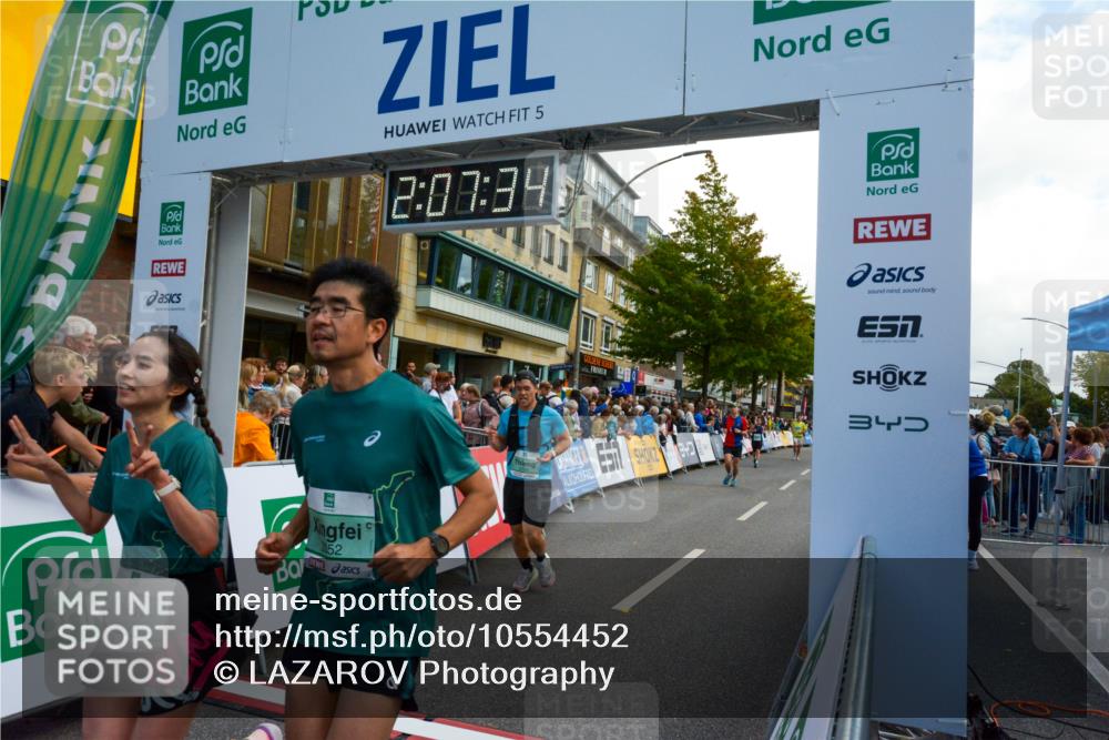 20.09.2026 - PSD Bank Halbmarathon LAZAROV Photography http://msf.ph/oto/10554452 20.09.2026 12:07:34 Ziel 1376, 1522, 1622, 1875, 1968, 2190, 2559, 2652, 2796, 3352, 3667, 4424 meine-sportfotos.de