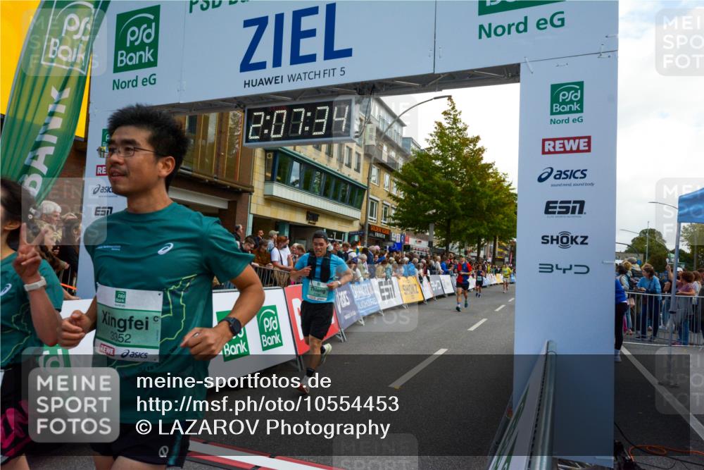 20.09.2026 - PSD Bank Halbmarathon LAZAROV Photography http://msf.ph/oto/10554453 20.09.2026 12:07:34 Ziel 1376, 1522, 1622, 1875, 1968, 2190, 2559, 2652, 2796, 3352, 3667, 4424 meine-sportfotos.de