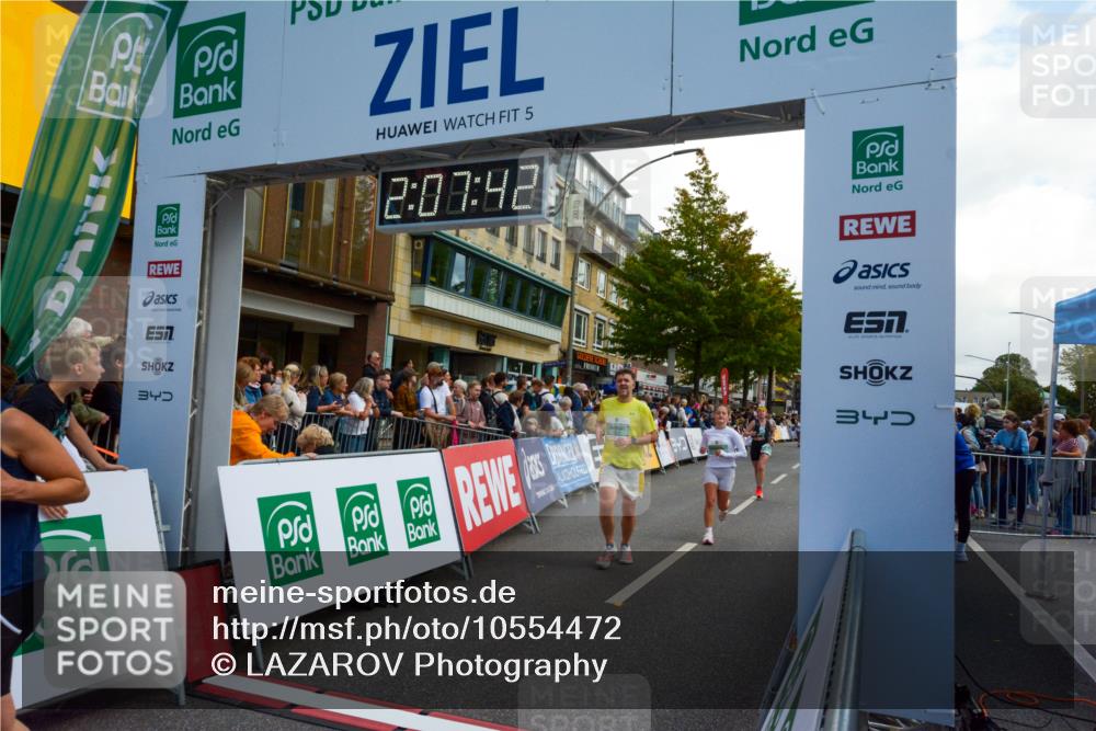 20.09.2026 - PSD Bank Halbmarathon LAZAROV Photography http://msf.ph/oto/10554472 20.09.2026 12:07:42 Ziel 1522, 1600, 1622, 1705, 1968, 2652, 3378, 4424 meine-sportfotos.de