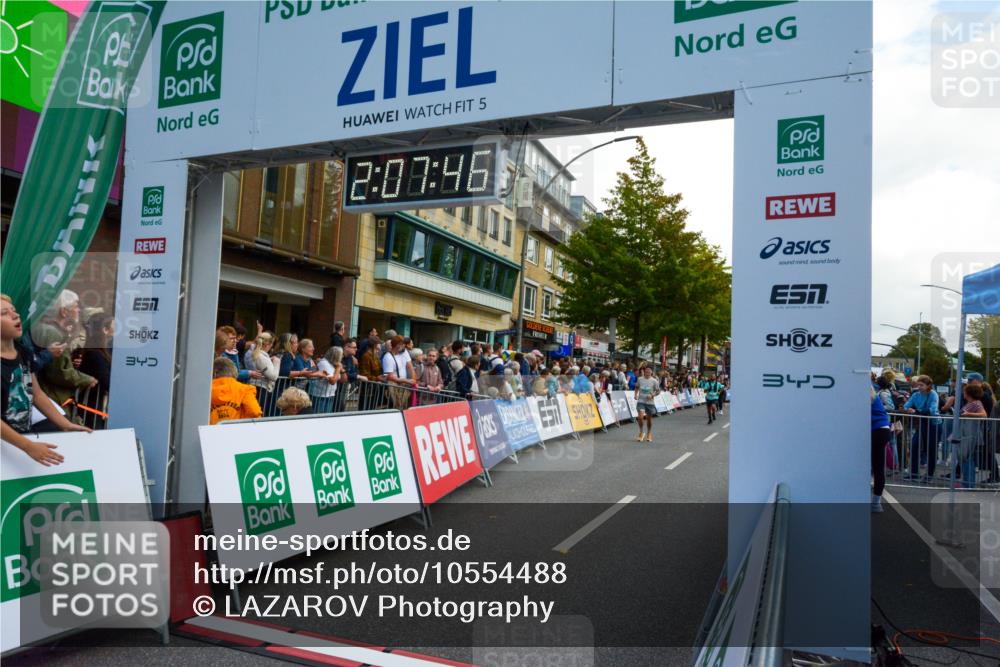 20.09.2026 - PSD Bank Halbmarathon LAZAROV Photography http://msf.ph/oto/10554488 20.09.2026 12:07:46 Ziel 1238, 1522, 1600, 1622, 1705, 1968, 2173, 2652, 3219, 3378, 4776 meine-sportfotos.de