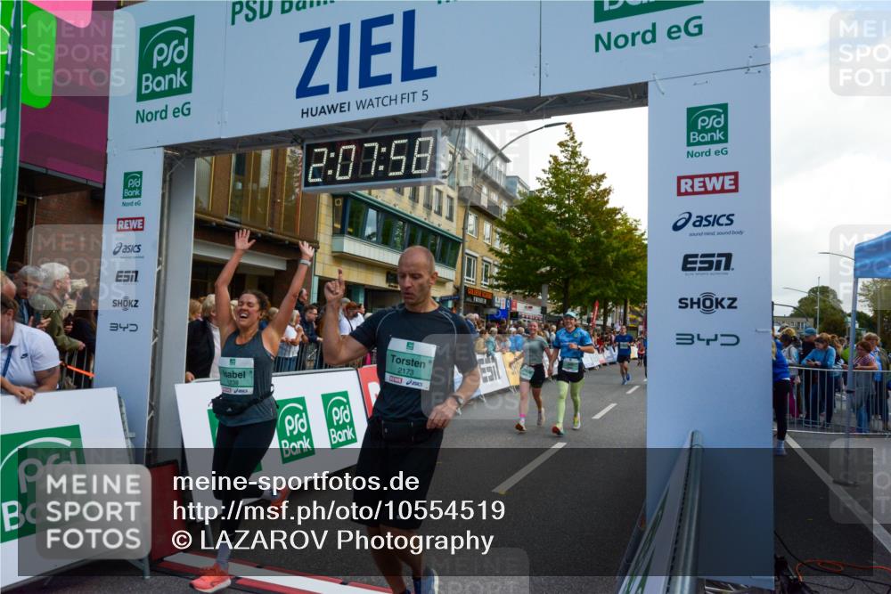 20.09.2026 - PSD Bank Halbmarathon LAZAROV Photography http://msf.ph/oto/10554519 20.09.2026 12:07:57 Ziel 1228, 1238, 1600, 1705, 2173, 2499, 3219, 3486, 3487, 4502, 4776 meine-sportfotos.de