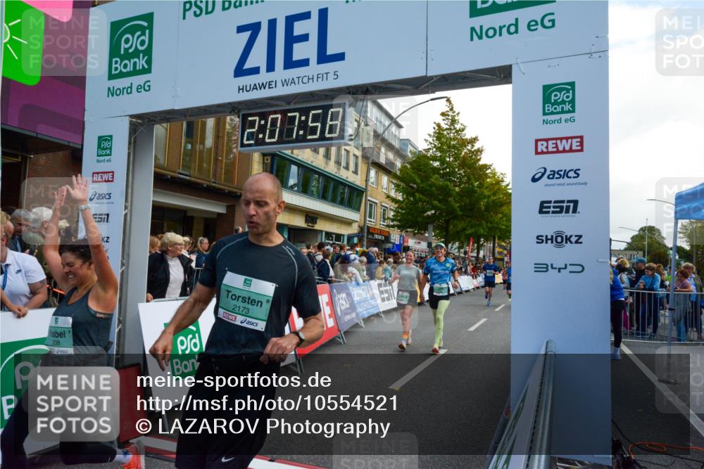 20.09.2026 - PSD Bank Halbmarathon LAZAROV Photography http://msf.ph/oto/10554521 20.09.2026 12:07:57 Ziel 1228, 1238, 1600, 1705, 2173, 2499, 3219, 3486, 3487, 4502, 4776 meine-sportfotos.de