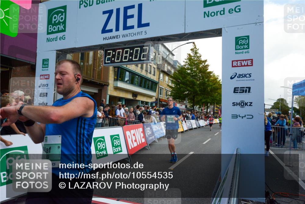 20.09.2026 - PSD Bank Halbmarathon LAZAROV Photography http://msf.ph/oto/10554535 20.09.2026 12:08:02 Ziel 1228, 1238, 1886, 2173, 2499, 2875, 2970, 3128, 3130, 3466, 3486, 3487, 3753, 4502, 4776 meine-sportfotos.de
