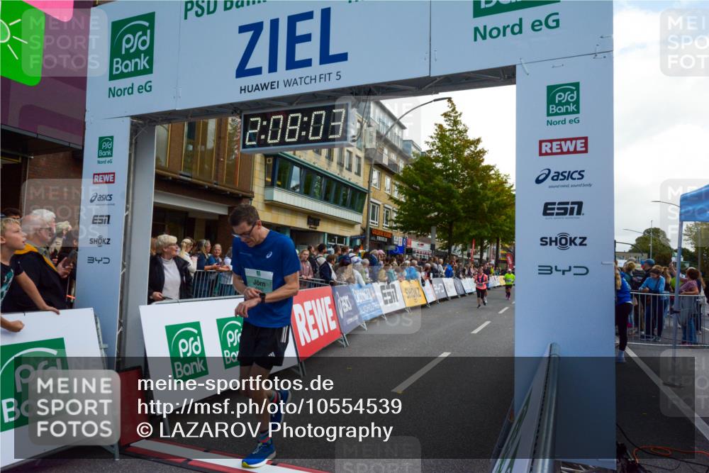 20.09.2026 - PSD Bank Halbmarathon LAZAROV Photography http://msf.ph/oto/10554539 20.09.2026 12:08:03 Ziel 1228, 1238, 1886, 2173, 2499, 2875, 2970, 3128, 3130, 3466, 3486, 3487, 3753, 4502 meine-sportfotos.de