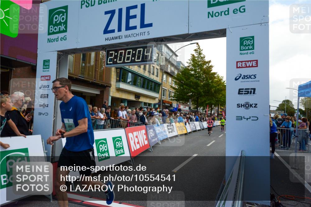 20.09.2026 - PSD Bank Halbmarathon LAZAROV Photography http://msf.ph/oto/10554541 20.09.2026 12:08:03 Ziel 1228, 1238, 1886, 2173, 2499, 2875, 2970, 3128, 3130, 3466, 3486, 3487, 3753, 4502 meine-sportfotos.de
