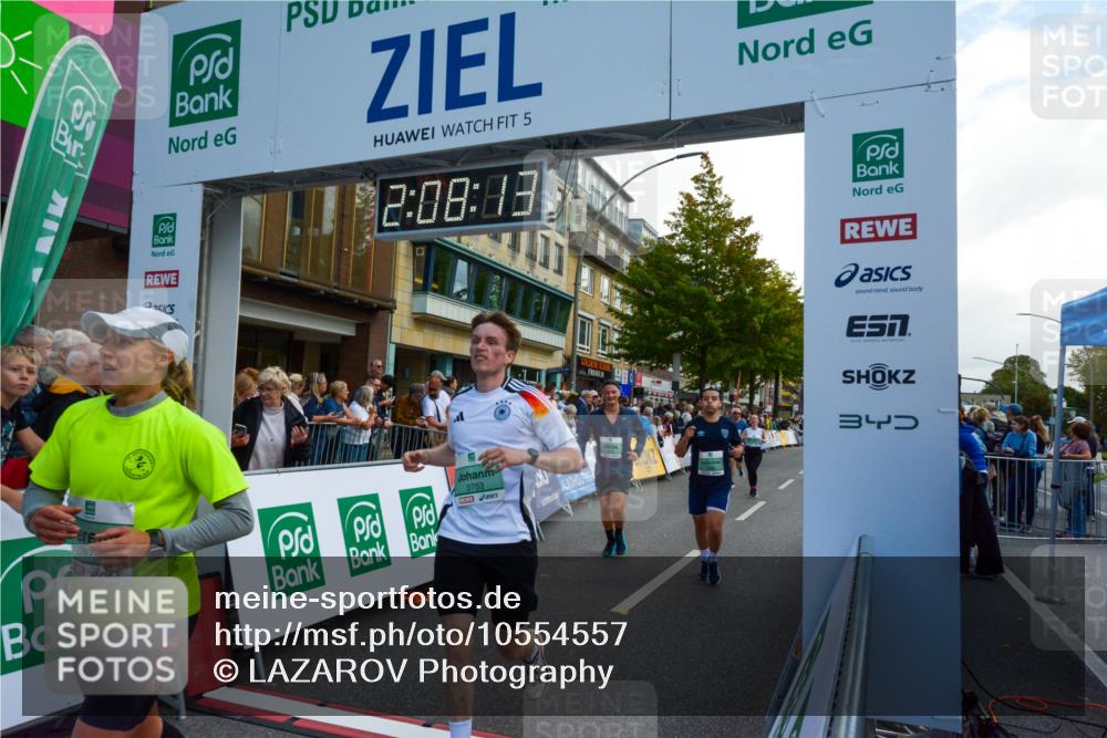 20.09.2026 - PSD Bank Halbmarathon LAZAROV Photography http://msf.ph/oto/10554557 20.09.2026 12:08:13 Ziel 1228, 1886, 2298, 2340, 2875, 2905, 2970, 3128, 3130, 3466, 3753 meine-sportfotos.de