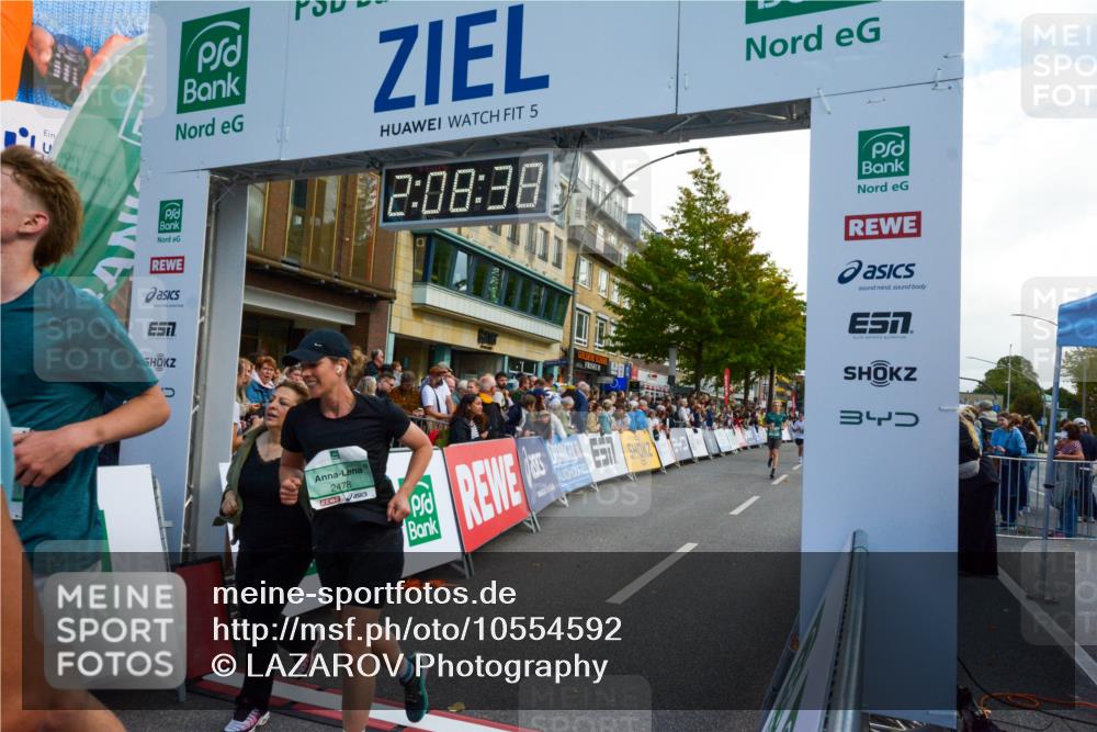 20.09.2026 - PSD Bank Halbmarathon LAZAROV Photography http://msf.ph/oto/10554592 20.09.2026 12:08:37 Ziel 1229, 2478, 2522, 2941, 4613 meine-sportfotos.de