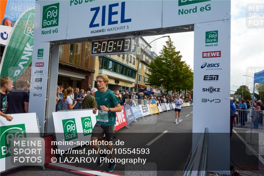 20.09.2026 - PSD Bank Halbmarathon LAZAROV Photography http://msf.ph/oto/10554593 20.09.2026 12:08:42 Ziel 1229, 2478, 2522, 2941, 4511, 4613 meine-sportfotos.de