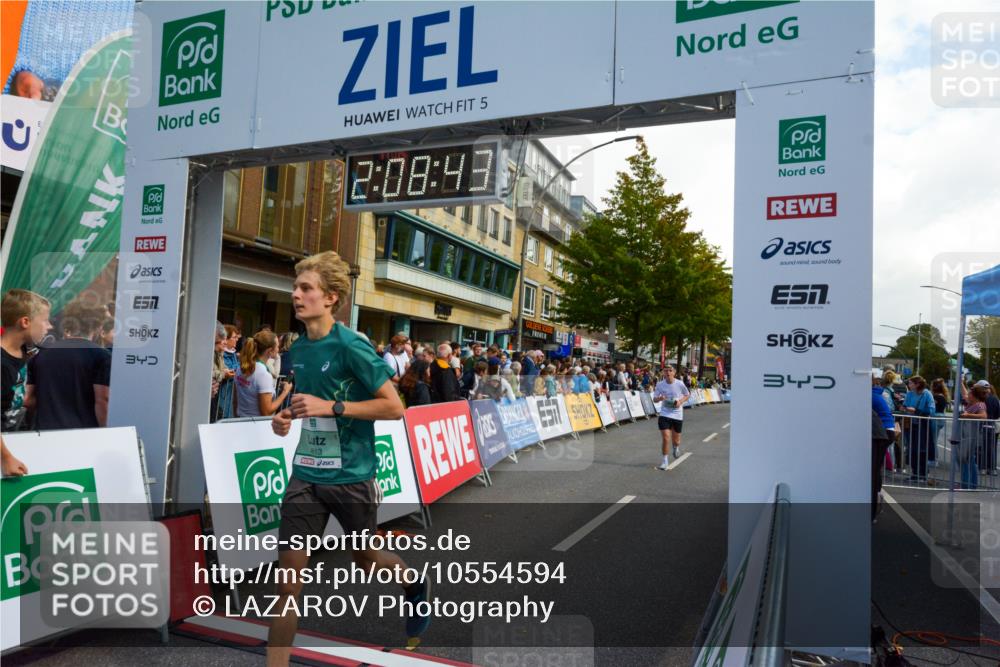 20.09.2026 - PSD Bank Halbmarathon LAZAROV Photography http://msf.ph/oto/10554594 20.09.2026 12:08:42 Ziel 1229, 2478, 2522, 2941, 4511, 4613 meine-sportfotos.de
