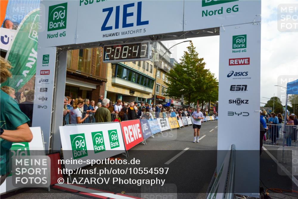20.09.2026 - PSD Bank Halbmarathon LAZAROV Photography http://msf.ph/oto/10554597 20.09.2026 12:08:43 Ziel 2478, 2522, 4511, 4613 meine-sportfotos.de