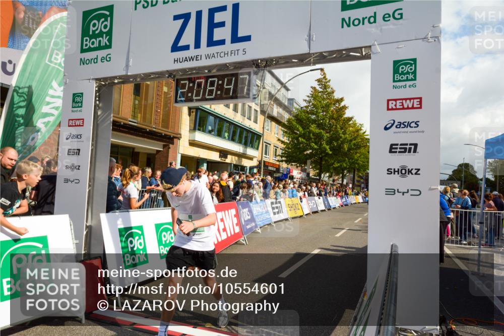 20.09.2026 - PSD Bank Halbmarathon LAZAROV Photography http://msf.ph/oto/10554601 20.09.2026 12:08:46 Ziel 2522, 4511, 4613 meine-sportfotos.de